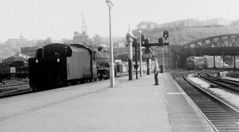 45566 Queensland at Bristol T.M. on 14 May 1961