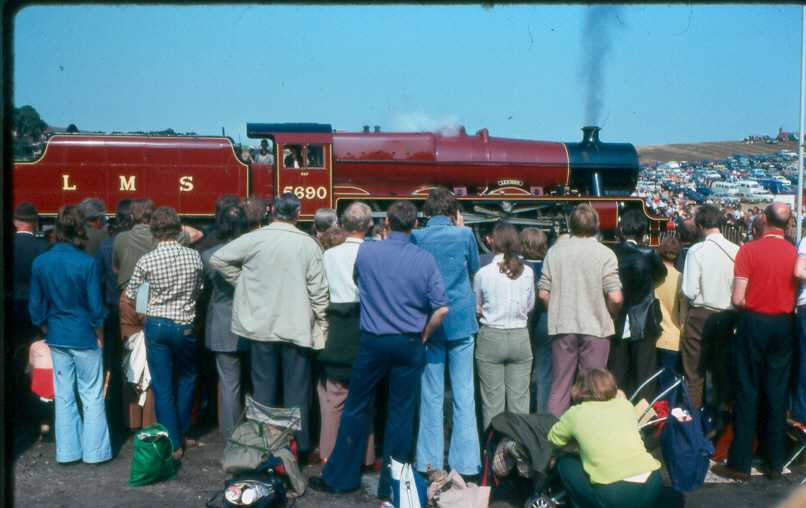 5690 Leander near Shildon, during the 1975 Cavalcade