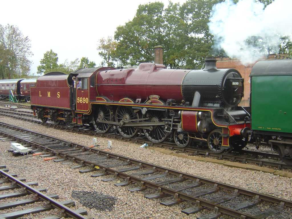 5690 Leander on the Bluebell Railway, 23 October 2004