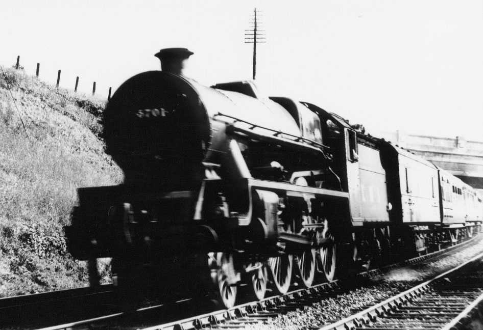 5701 Conqueror at Hest Bank in 1947 